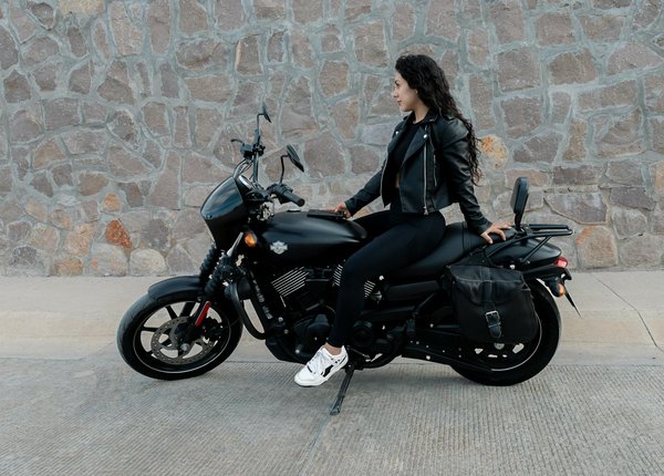 10 Applications Indispensables pour Maximiser l'Expérience des Propriétaires de Véhicules Électriques